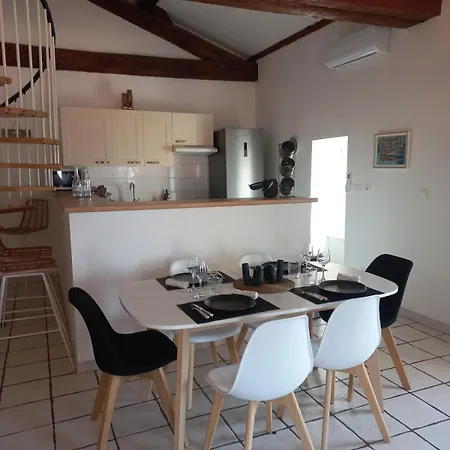 Appartementvillacentreville דירה